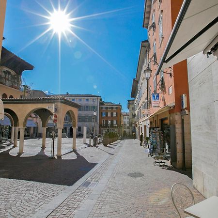 Ca'Cerere - Happy Rentals Riva del Garda Ngoại thất bức ảnh