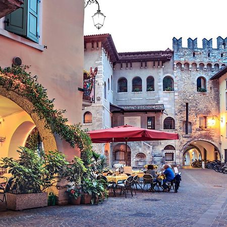 Ca'Cerere - Happy Rentals Riva del Garda Ngoại thất bức ảnh